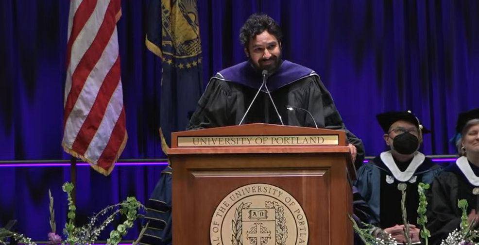 Kunal,Nayyar终于成为了名副其实的博士<strong></p>
<p>BKuna</strong>！