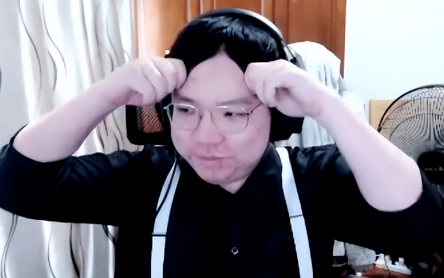 瞳夕看了流口水<strong></p>
<p>BKuna</strong>？AJ竟是顶级Ikun？