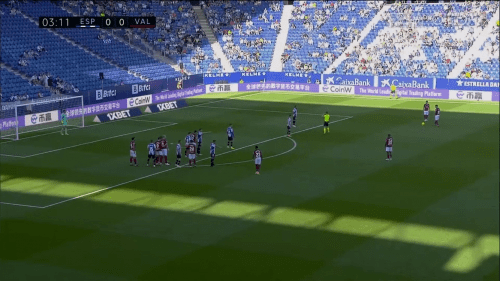 重磅 | 西甲比赛场边广告位首次展示CoinW币赢平台