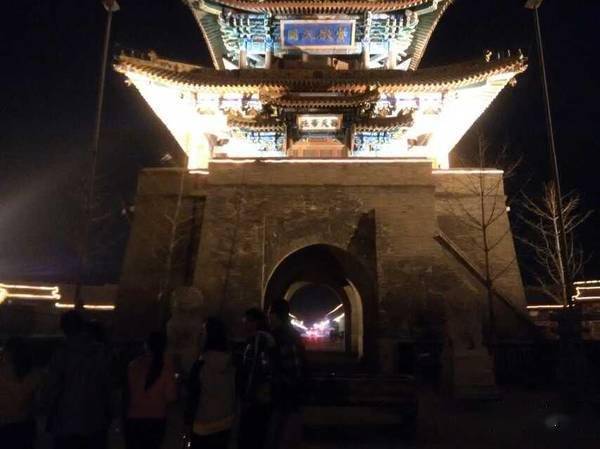 9男4女<strong></p>
<p>Kmex</strong>,骑行1900km!