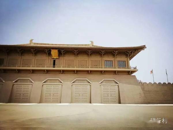 9男4女<strong></p>
<p>Kmex</strong>,骑行1900km!