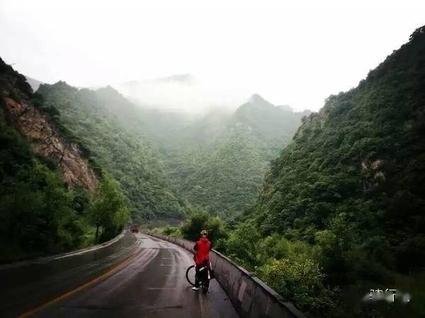 9男4女<strong></p>
<p>Kmex</strong>,骑行1900km!