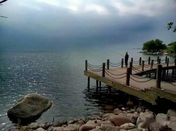 9男4女<strong></p>
<p>Kmex</strong>,骑行1900km!