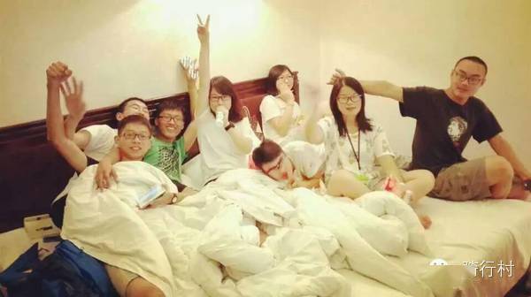 9男4女<strong></p>
<p>Kmex</strong>,骑行1900km!