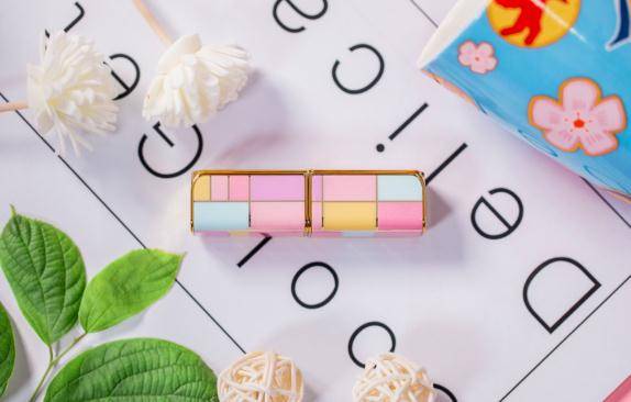 bibididi<strong></p>
<p>Dididu</strong>，与众不同下的特立独行