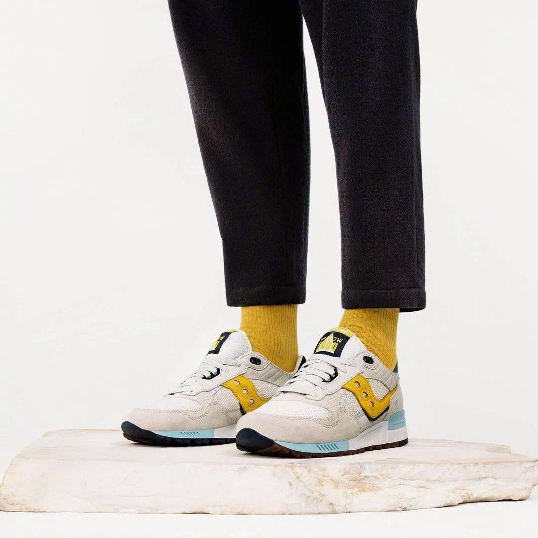 今日播报 | 蔓越莓Dunk Hi曝光<strong></p>
<p>Dididu</strong>!adidas“翅膀鞋”即将发售!