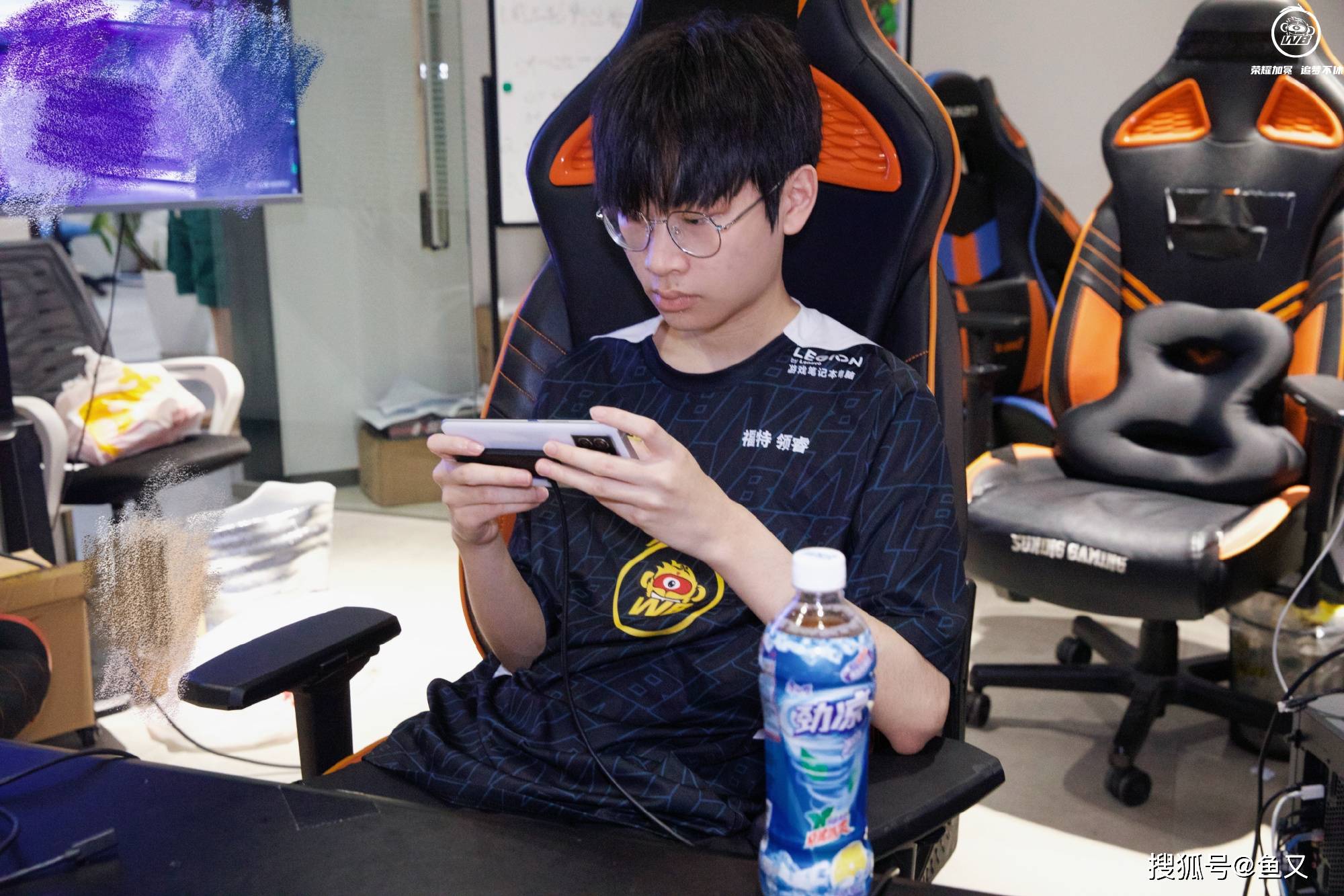 eStar3-2WB<strong></p>
<p>Xstar</strong>，坦然正赛首次战胜梓墨，eStar再次成为夺冠大热门