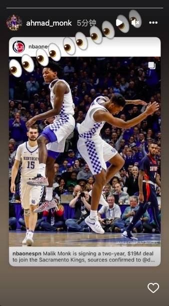 与肯塔基队友福克斯重聚<strong></p>
<p>福克斯</strong>!蒙克晒大学时期与福克斯庆祝照: