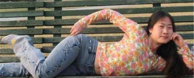 那个曾经前凸后翘大摆S造型<strong></p>
<p>S网</strong>,被全网嘲笑的芙蓉姐姐,如今怎样了