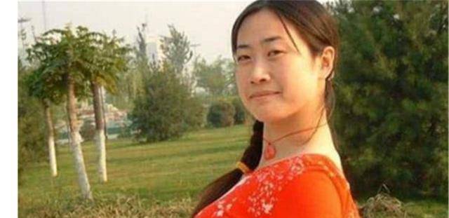 那个曾经前凸后翘大摆S造型<strong></p>
<p>S网</strong>,被全网嘲笑的芙蓉姐姐,如今怎样了