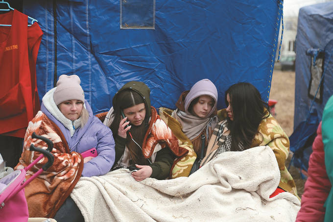 “美国人在背后捅了<strong></p>
<p>新华原油</strong>我们一刀”