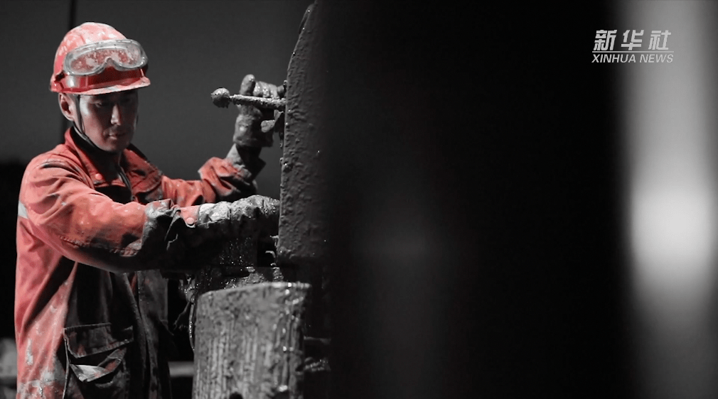 新华全媒+｜大庆油田累计生产原油突破25亿吨