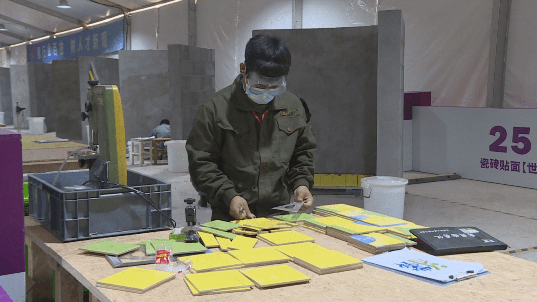 直击赛场丨今日正式开赛<strong></p>
<p>中原油田信息</strong>!