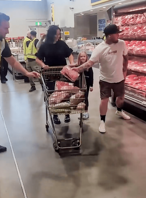 太幸运了！奥克兰家庭合法“零元购”，拿走上千纽币商品！