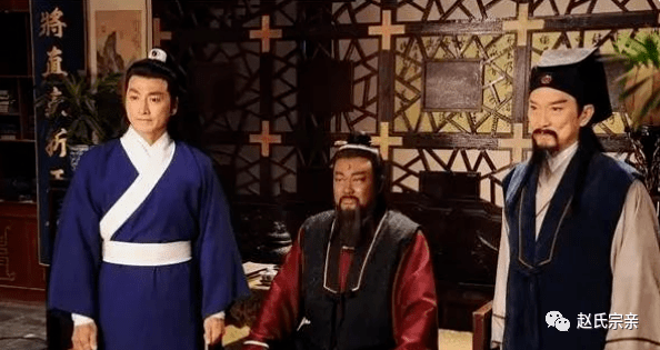 包拯每年俸禄18000贯<strong></p>
<p>汇币换算</strong>,一万八换算人民币是多少?一算“吓一跳”