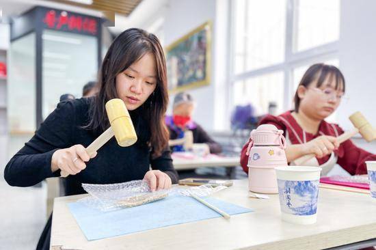 高新区（新市区）：体验古法造纸 悦享“纸”尖时光