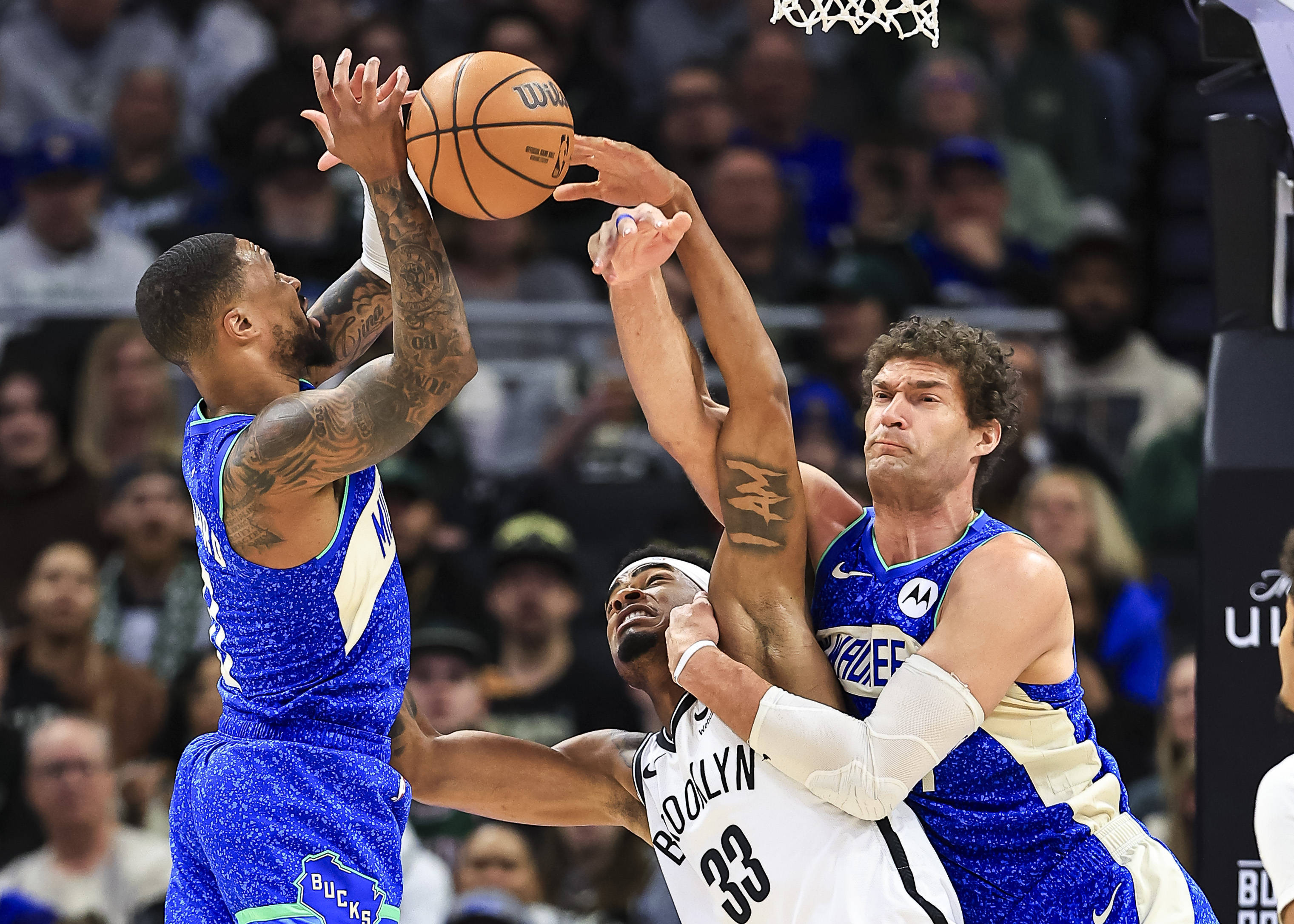 篮球——NBA常规赛:雄鹿胜篮网