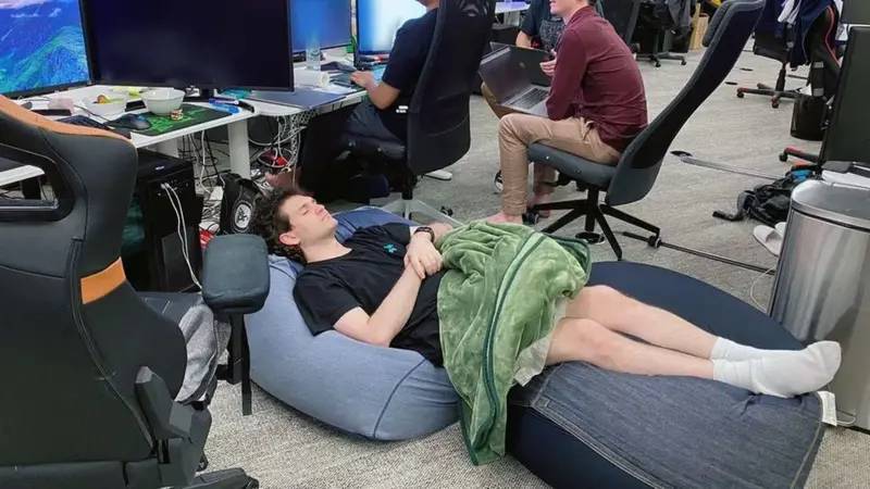 从「币圈马斯克」到阶下囚<strong></p>
<p>币圈徐可</strong>,他如何骗了全世界