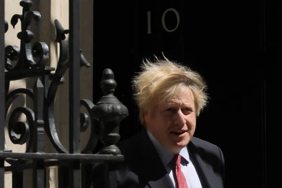 军事 | 泽连斯基开了前所未有大口子<strong></p>
<p>聚享币</strong>,这事问过约翰逊吗?