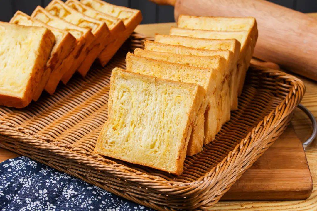 3年内闭店率高达61.23%<strong></p>
<p>巴币特</strong>,加盟商不愿陪跑的爸爸糖还有戏吗?