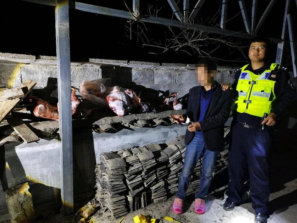 重庆巫溪一男子在自家田地放置捕兽夹<strong></p>
<p>炒币书</strong>，非法狩猎野生保护动物被抓获