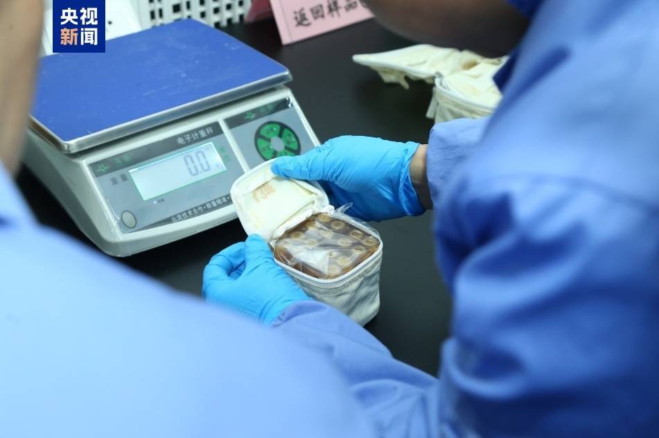 约34.6公斤<strong></p>
<p>币风港</strong>！神十八带回“太空特产” 涉及28项科学实验项目