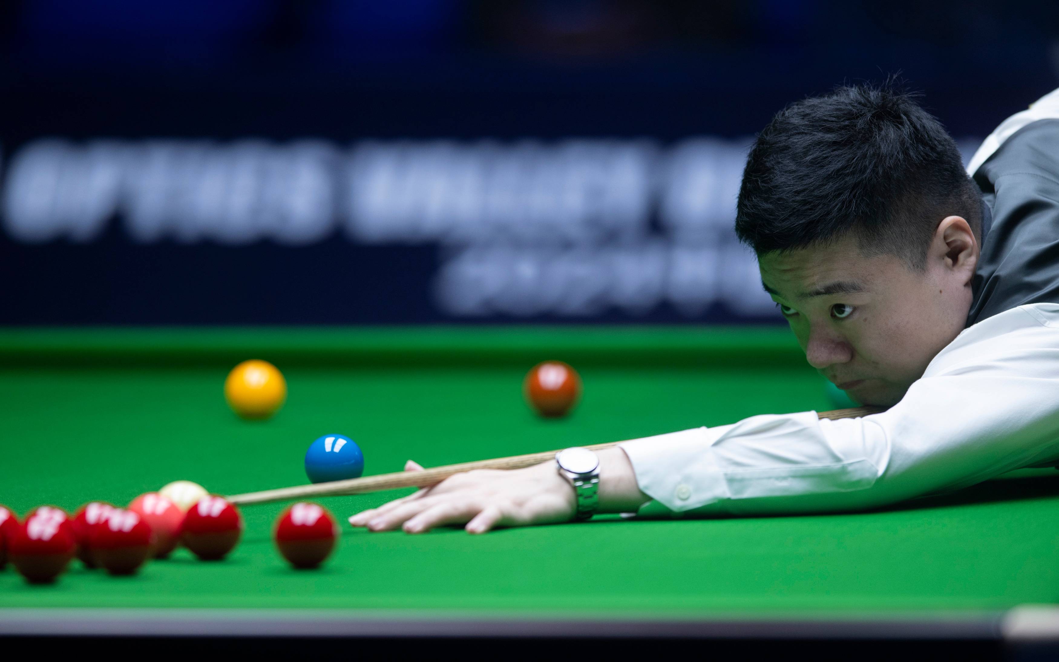 ​丁俊晖6比1大胜<strong></p>
<p>初链币</strong>，十名中国球员晋级国锦赛32强