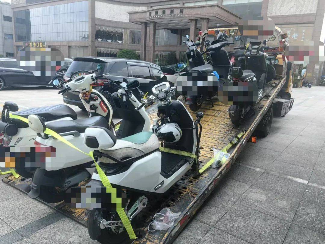 惨痛<strong></p>
<p>初链币</strong>！一人身亡！深圳多名学生骑电动车发生意外