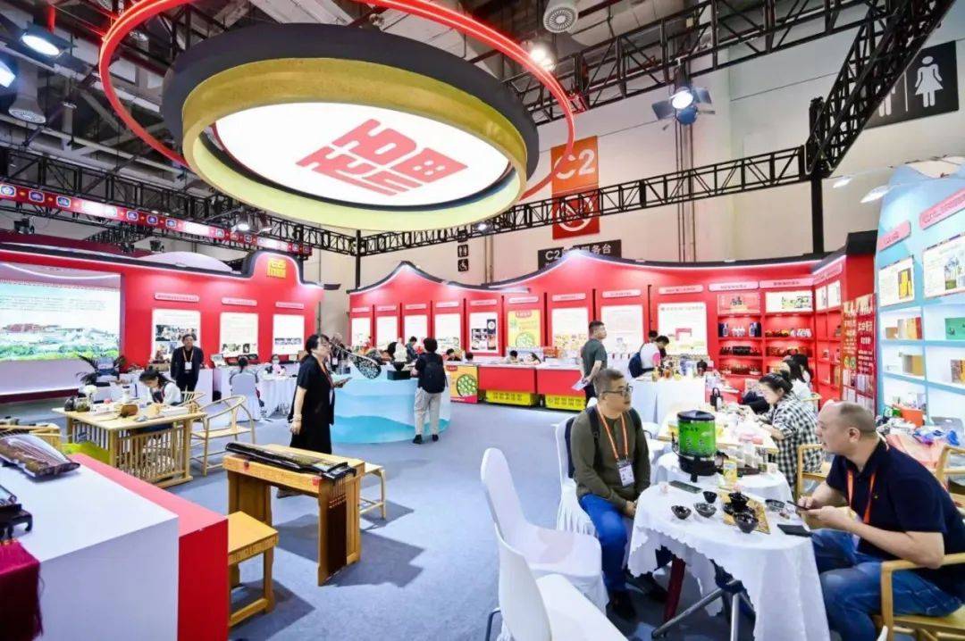 83.39亿元<strong></p>
<p>币圈行话</strong>！15万人次！详情→