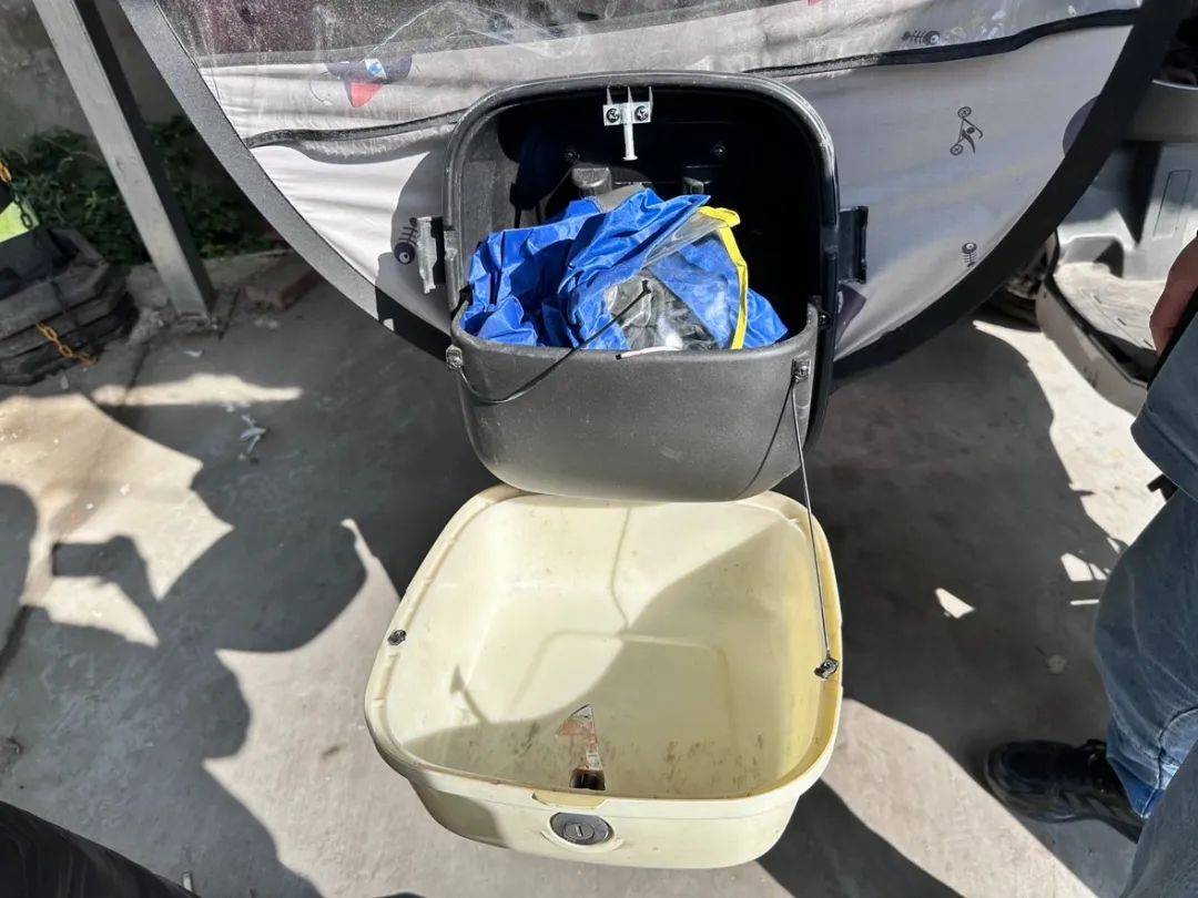 “我车被偷了<strong></p>
<p>etf币</strong>,车上有块毒猪肉!”男子深夜报警,结局大反转