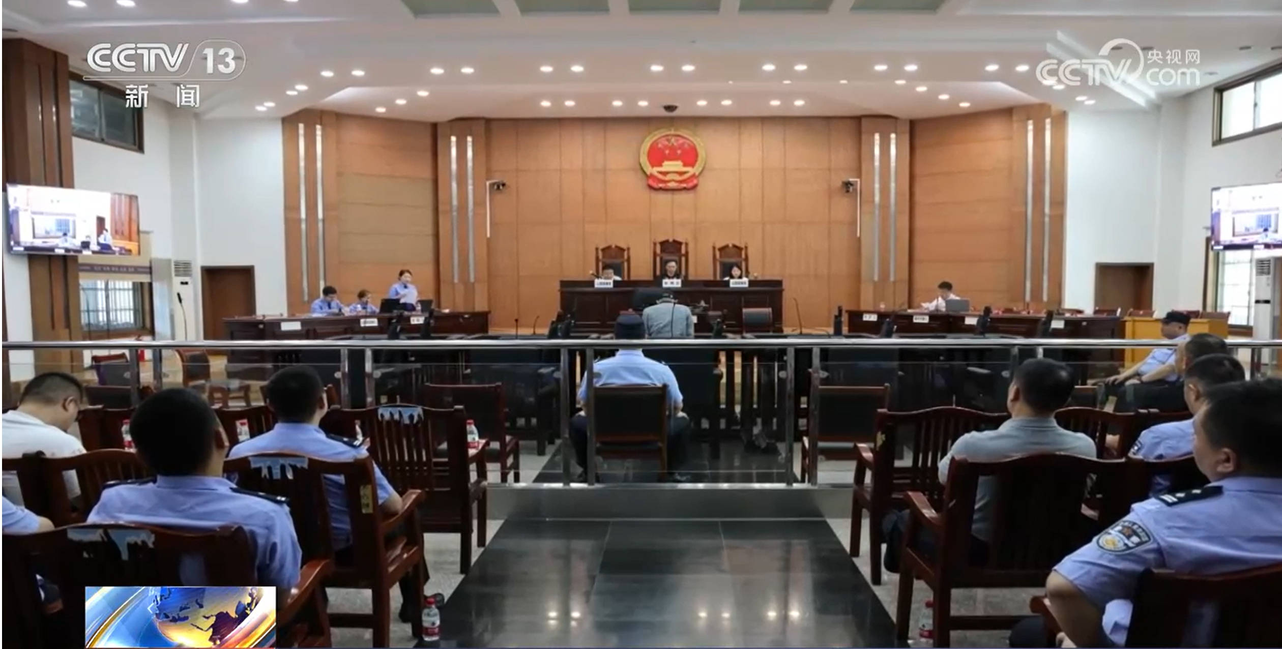 时速可达180公里<strong></p>
<p>etf币</strong>!部分未成年人沉迷?电动自行车非法改装暗藏隐患