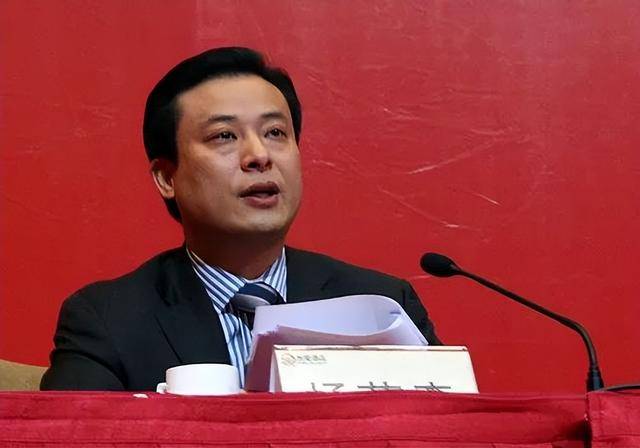 杨荣森<strong></p>
<p>etf币</strong>，再度被查！