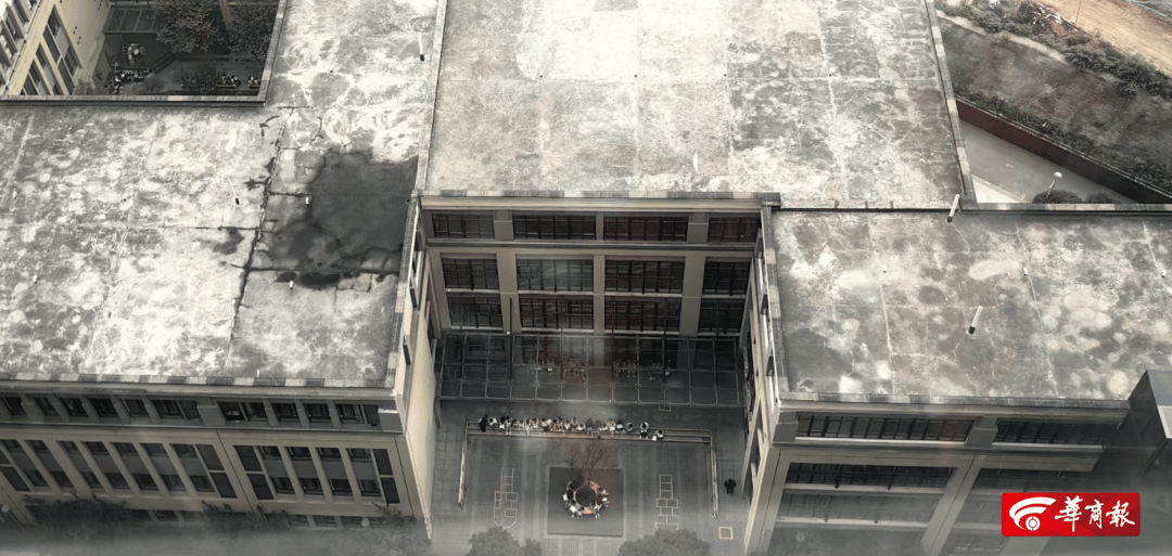 西安一小学停电四天<strong></p>
<p>链币网</strong>,多方不及时处理,学生无奈雾霾天室外上课!最新→