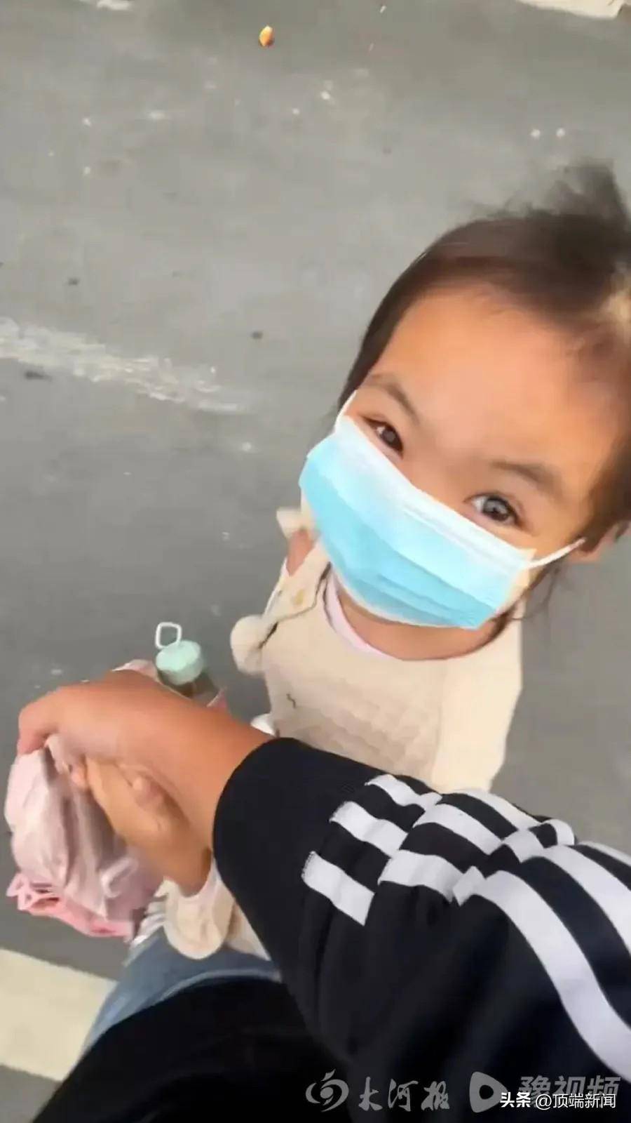 被泼开水女童返校书包现恐吓信:“再发视频<strong></p>
<p>上币精品网</strong>,要你全家不好过”