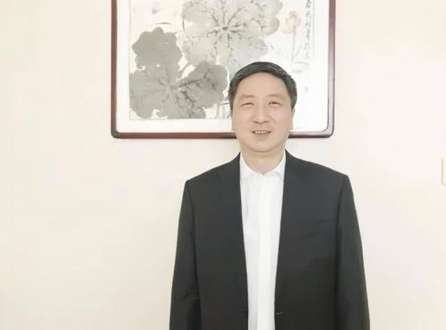 正厅级赵东亮<strong></p>
<p>上币精品网</strong>,主动交代问题