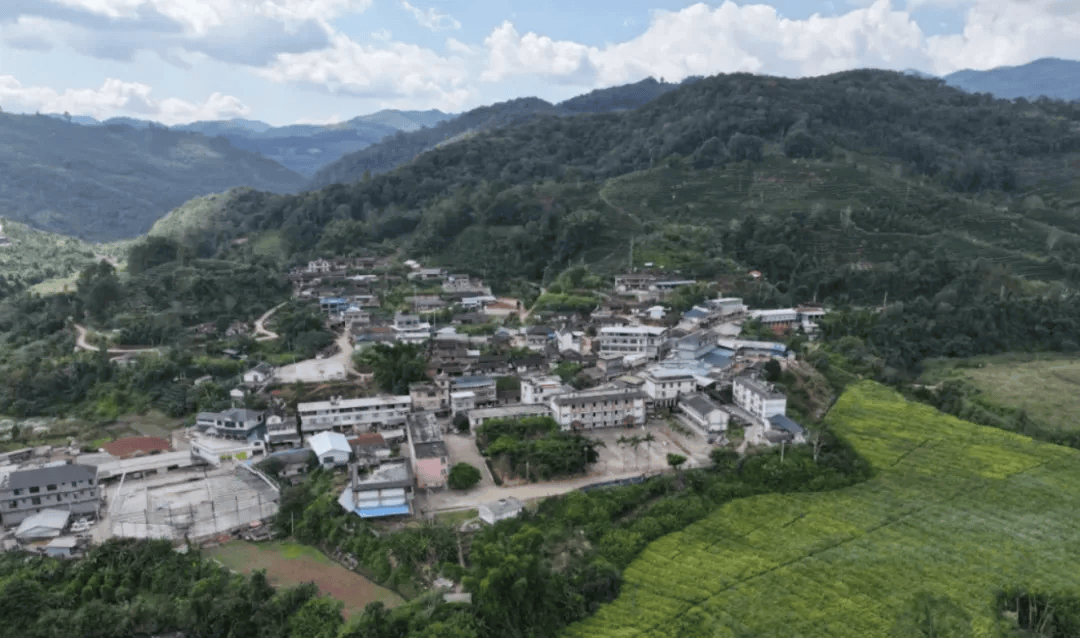 个人买地建房<strong></p>
<p>币圈代投</strong>，70年产权可转让，在这个城市实现了！最便宜的地块58.5万元，比买房更划算？