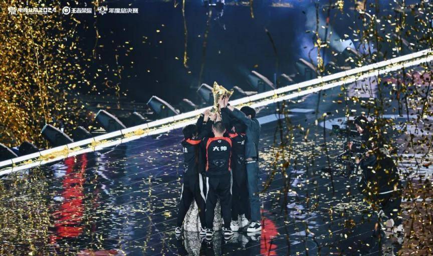 现场超3万人<strong></p>
<p>aaa币行情</strong>！昨晚北京朝阳这里有场顶级电竞赛