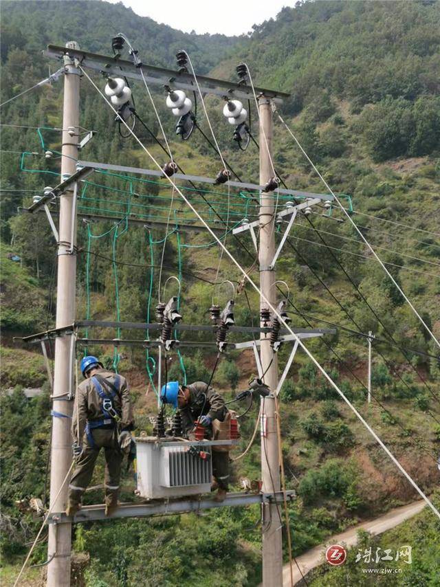 南方电网云南曲靖会泽供电局:低电压治理保高寒山区村民度冬用电