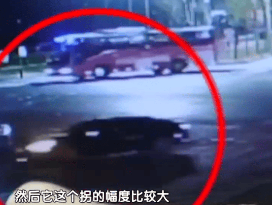 饭碗砸了!通州一职业司机嫌妻子开车慢<strong></p>
<p>币圈论坛社区</strong>,非要自己来!这下摊上事了……