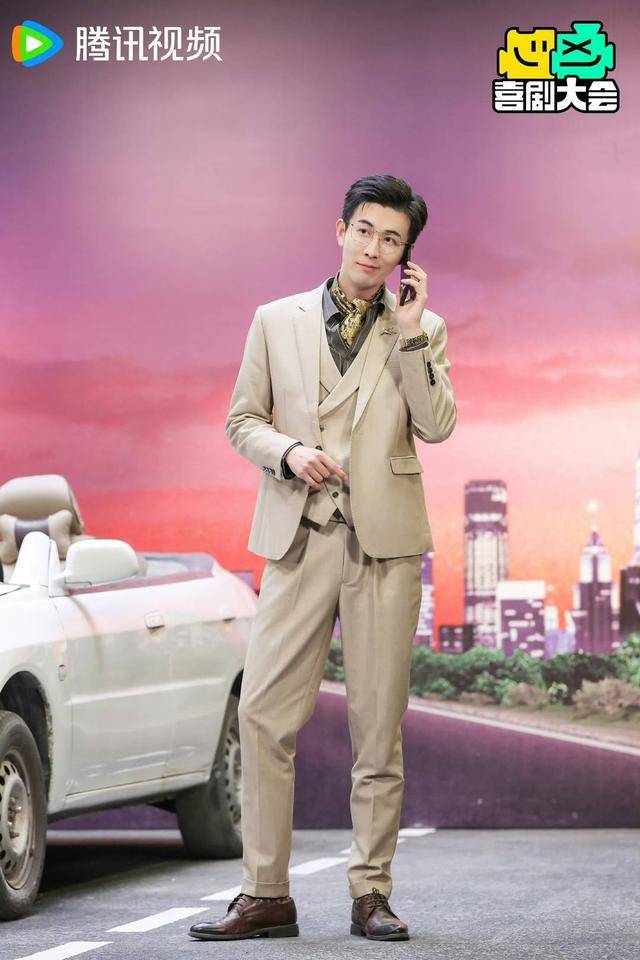 喜剧人李川谈“李总”：搜集“霸总”素材<strong></p>
<p>初入币圈</strong>，被“油腻”整成“工伤”｜谈艺录