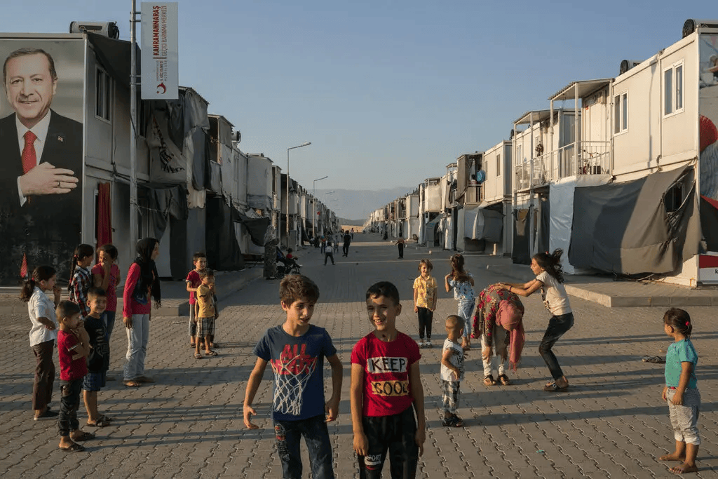 叙利亚战火持续<strong></p>
<p>bg币</strong>，攻下阿勒颇的反对派武装到底什么来头？在下一盘什么棋？