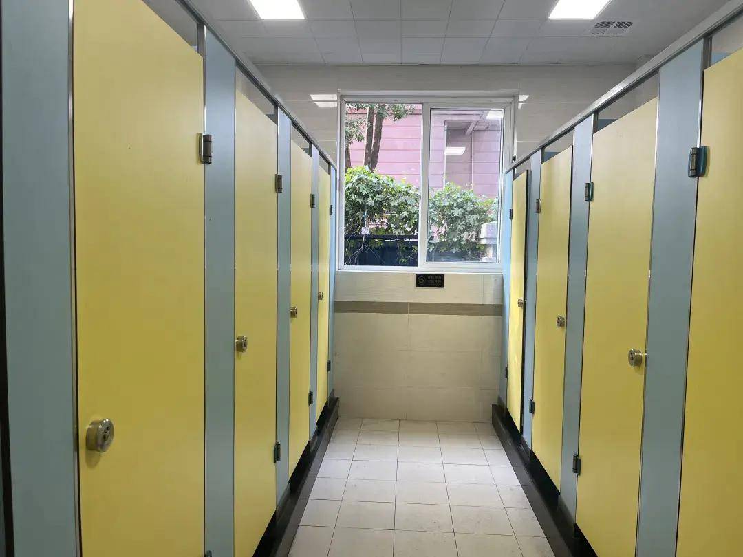 “儿子六年级<strong></p>
<p>蜜蜜币</strong>,只在学校上过一次…”不少家长愁煞:我家也是!真的这么难?