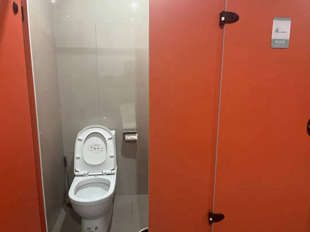 “儿子六年级<strong></p>
<p>蜜蜜币</strong>,只在学校上过一次…”不少家长愁煞:我家也是!真的这么难?