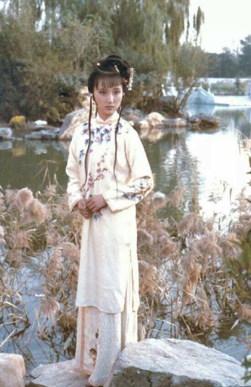 贾惜春：陈晓旭当年是装的<strong></p>
<p>扣币</strong>，不然演不了林黛玉，我是装得不够彻底