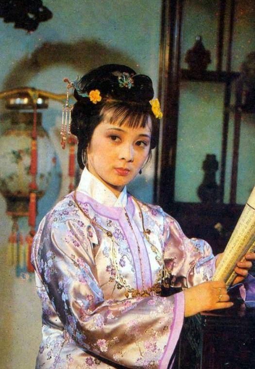 贾惜春：陈晓旭当年是装的<strong></p>
<p>扣币</strong>，不然演不了林黛玉，我是装得不够彻底