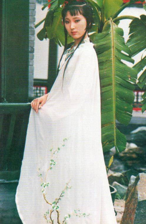 贾惜春：陈晓旭当年是装的<strong></p>
<p>扣币</strong>，不然演不了林黛玉，我是装得不够彻底