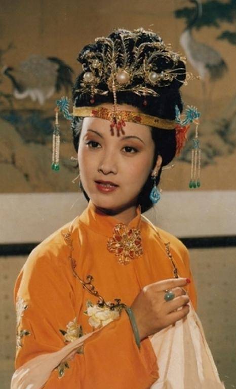 贾惜春：陈晓旭当年是装的<strong></p>
<p>扣币</strong>，不然演不了林黛玉，我是装得不够彻底