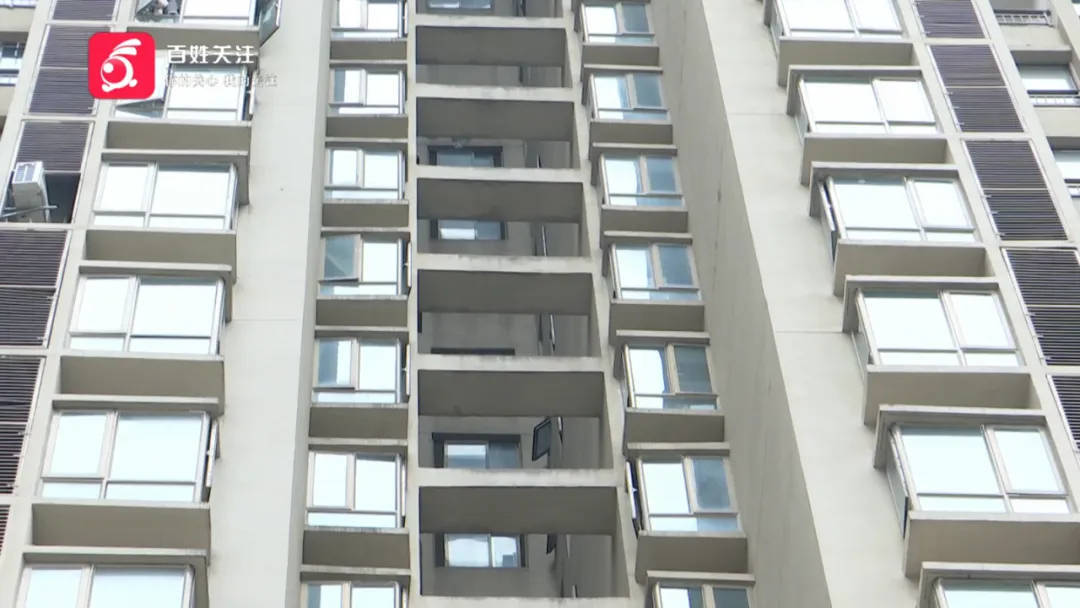 恶心坏了!贵阳一女子家中被扔进一颗“炸弹”<strong></p>
<p>各种币圈</strong>,残羹剩饭炸开花