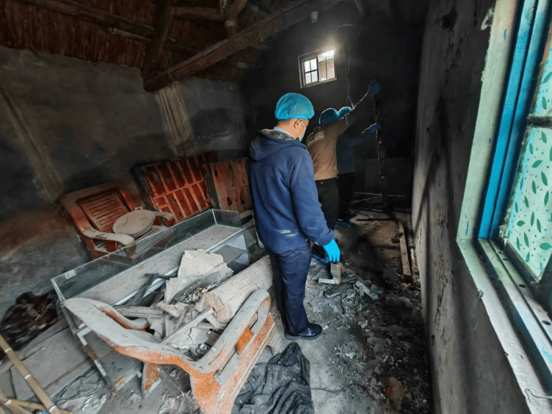 重检尸体确定尸源<strong></p>
<p>鲸鱼币</strong>，山东警方破获18年前命案，一对男女被抓