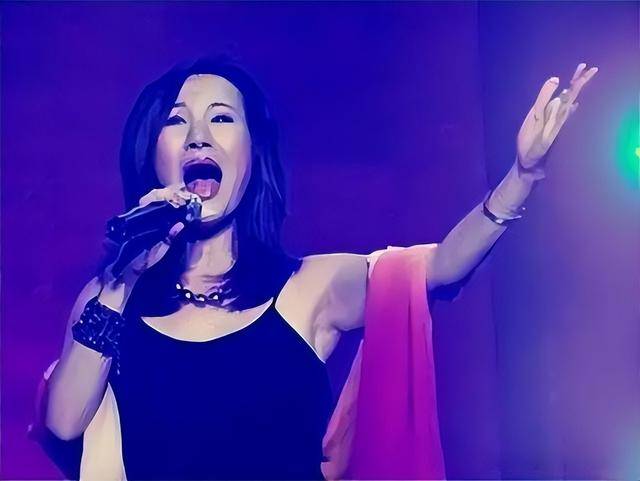 原来早已退出中国籍?被老外“玩腻就丢掉”的郑绪岚<strong></p>
<p>鲸鱼币</strong>,却回国捞金